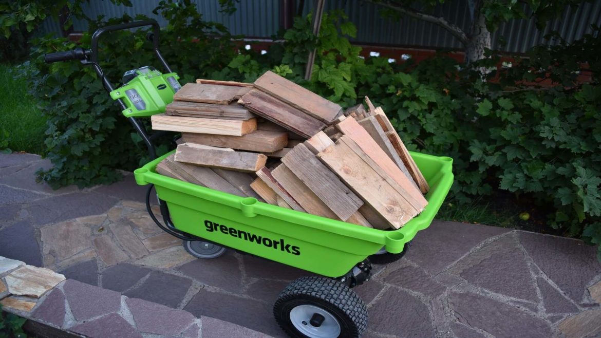 аккумуляторная самоходная тележка Greenworks G40GC