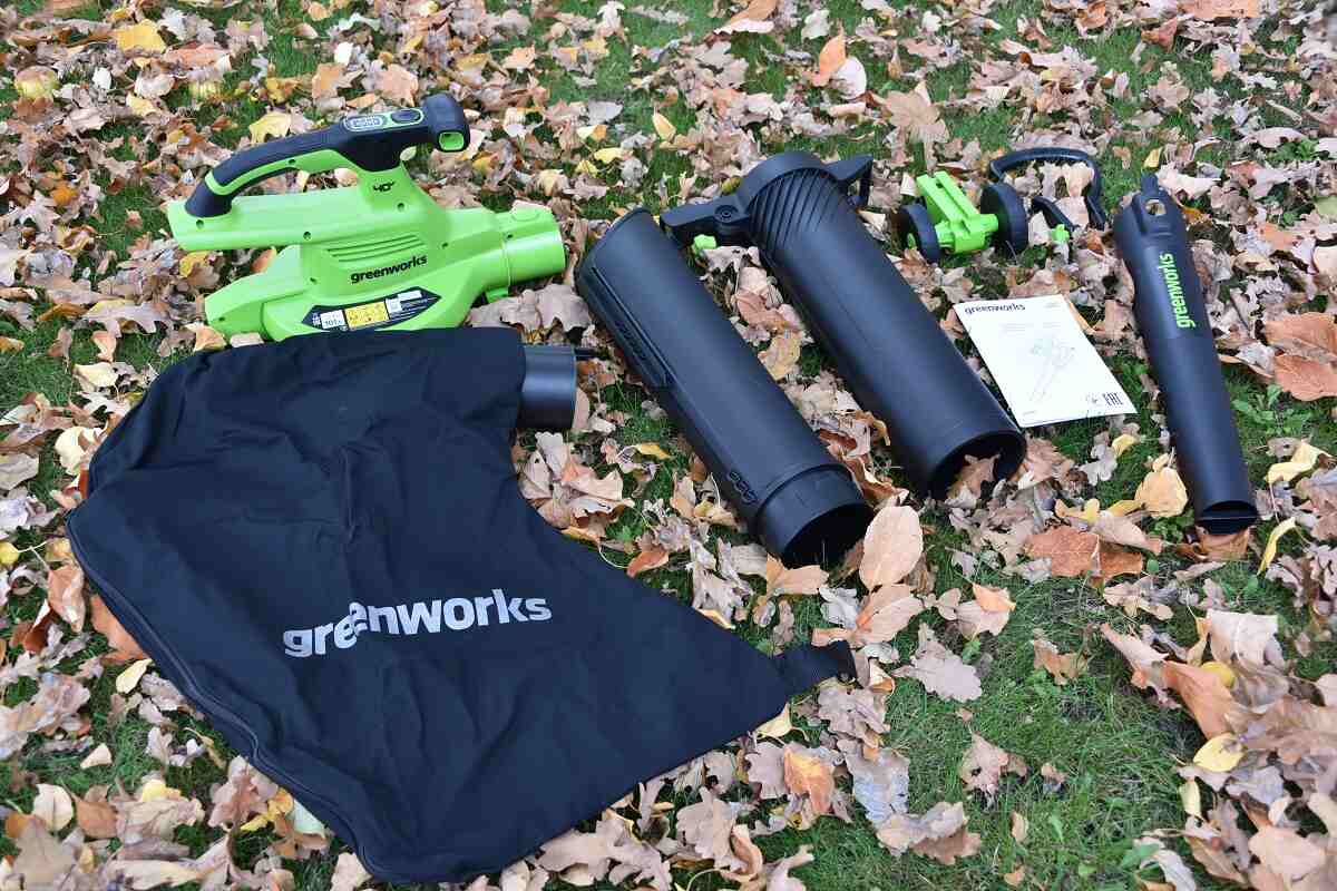 аккумуляторная воздуходувка–пылесос Greenworks GD40BVII комплектация