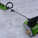 Аккумуляторная лопата для уборки снега Greenworks GD40SS