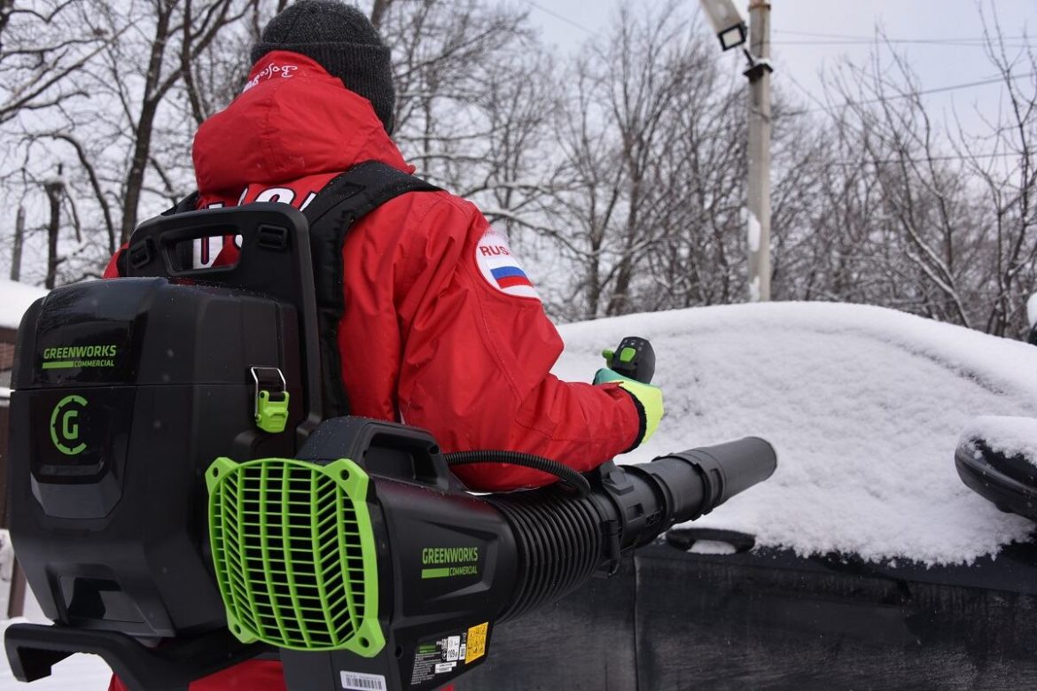 аккумуляторная воздуходувка Greenworks GD82BPB